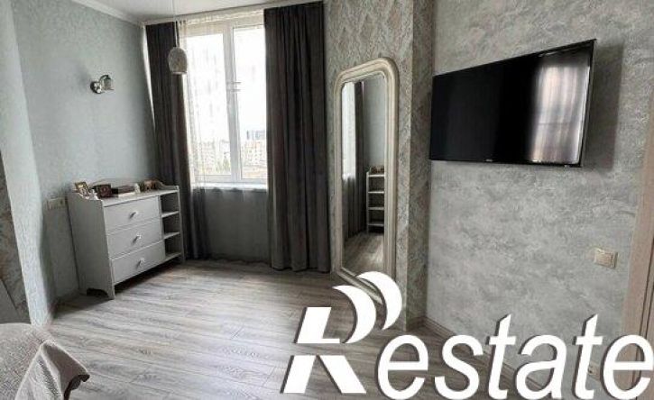 2-комн квартира Кировский проспект, 48,  д. 48