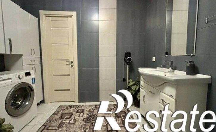 2-комн квартира бульвар Комарова, 12 к2А,  д. 12 к2А