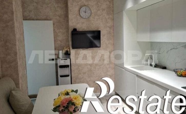 3-комн квартира 45-я линия, 58,  д. 58