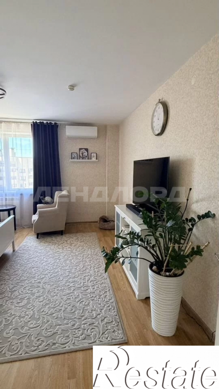 2-комн квартира бульвар Комарова, 1Л