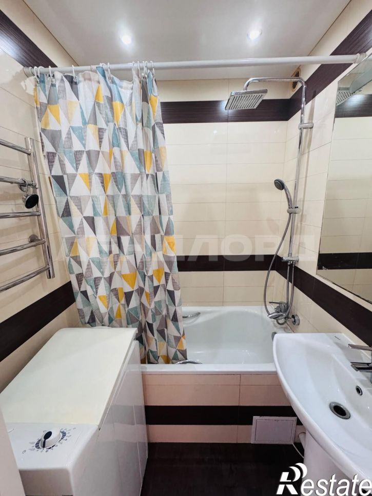 3-комн квартира Крепостной переулок, 87