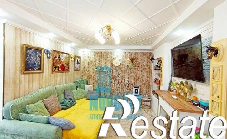2-комн квартира проспект Космонавтов, 17,  д. 17