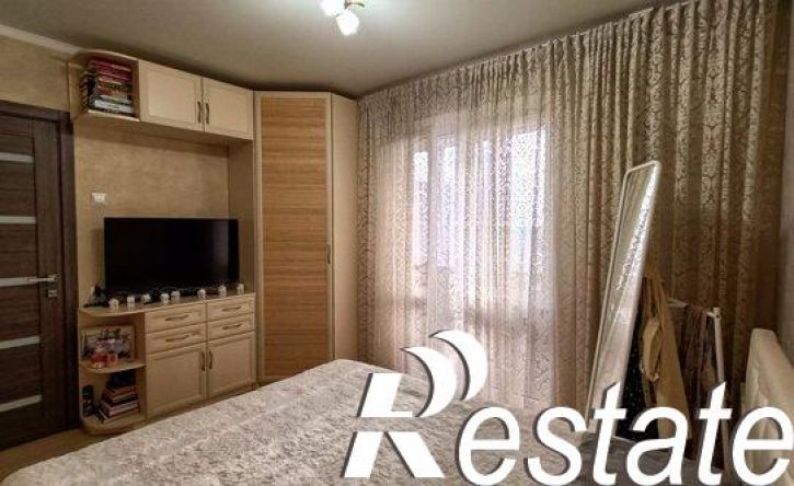 3-комн квартира улица Думенко, 13 к1,  д. 13 к1