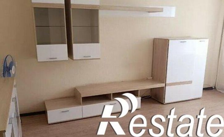 2-комн квартира улица Александра Печёрского, 3,  д. 3