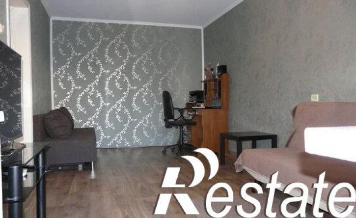 2-комн квартира улица Тельмана, 80,  д. 80