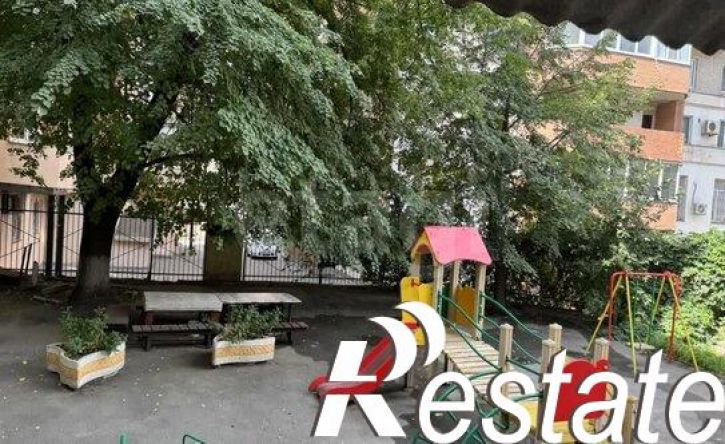 3-комн квартира Газетный переулок, 75,  д. 75
