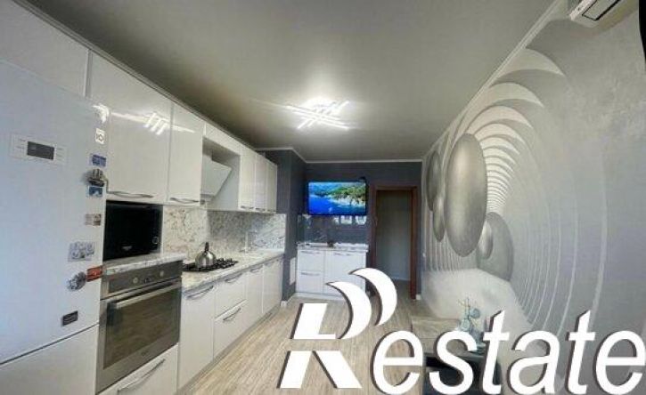 3-комн квартира Днепровский переулок, 116И,  д. 116И