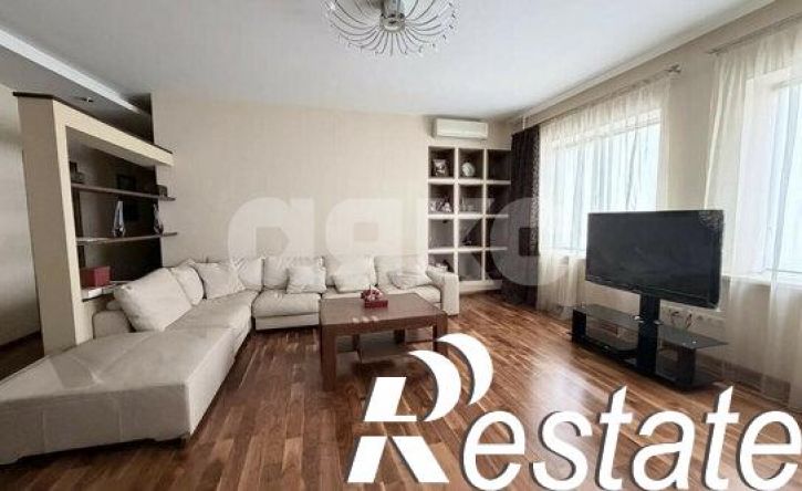 3-комн квартира улица Суворова, 59,  д. 59