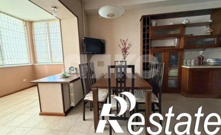 3-комн квартира улица Суворова, 59,  д. 59