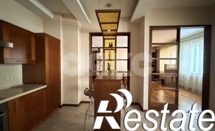 3-комн квартира улица Суворова, 59,  д. 59