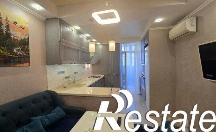 3-комн квартира улица Подвойского, 39,  д. 39