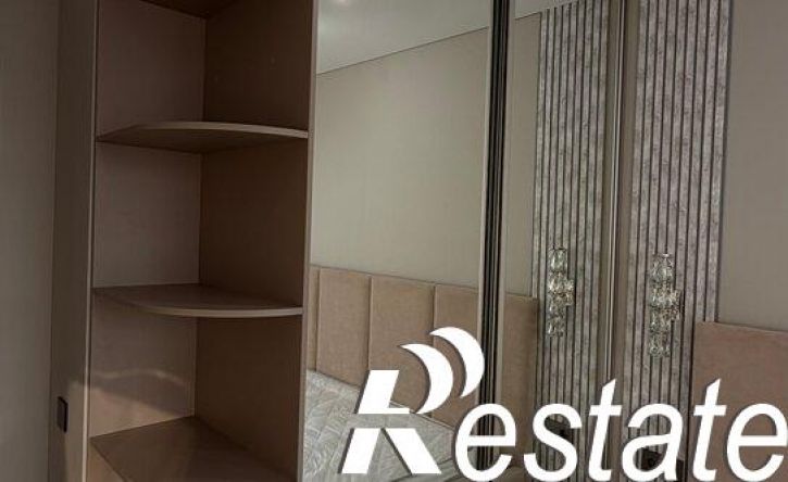 2-комн квартира улица Бориса Слюсаря, 23 с1,  д. 23 с1