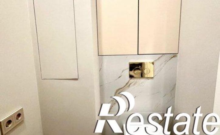 3-комн квартира переулок Белоусова, 8,  д. 8