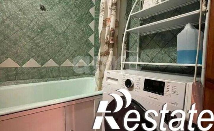 2-комн квартира Вятская улица, 59,  д. 59