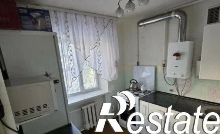 2-комн квартира Контактный переулок, 93,  д. 93