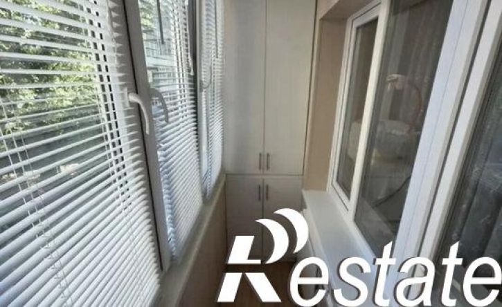 2-комн квартира Контактный переулок, 93,  д. 93