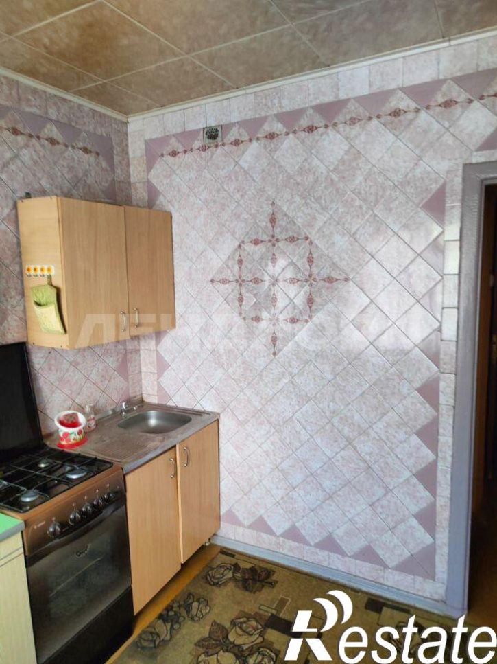 3-комн квартира улица Добровольского, 40
