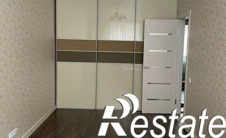 2-комн квартира улица Шаповалова, 1Г с1,  д. 1Г с1