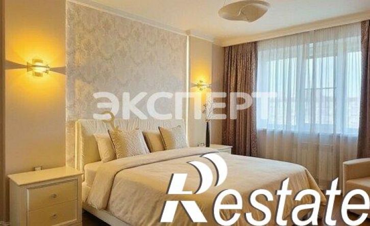 3-комн квартира Соборный переулок, 90,  д. 90