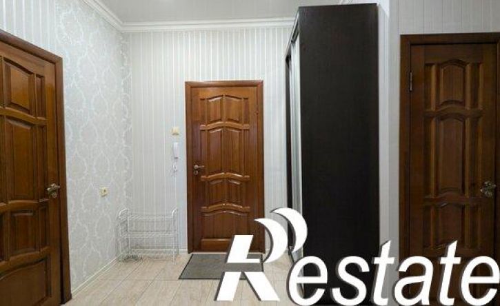 2-комн квартира улица Евдокимова, 37Б,  д. 37Б