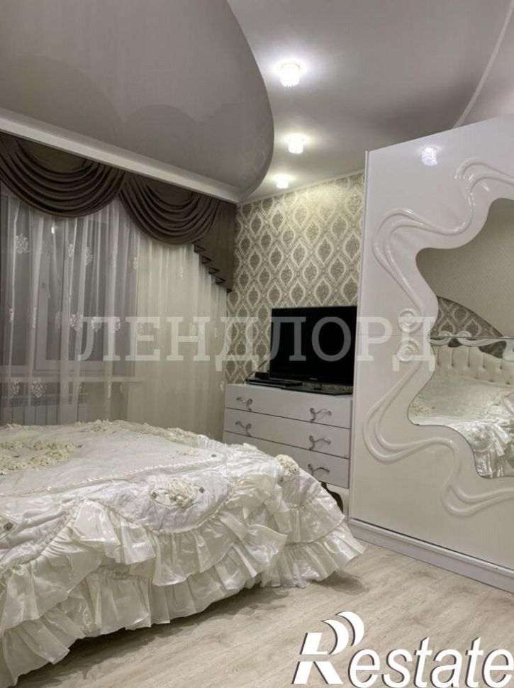 4-комн квартира Орбитальная улица, 88/2
