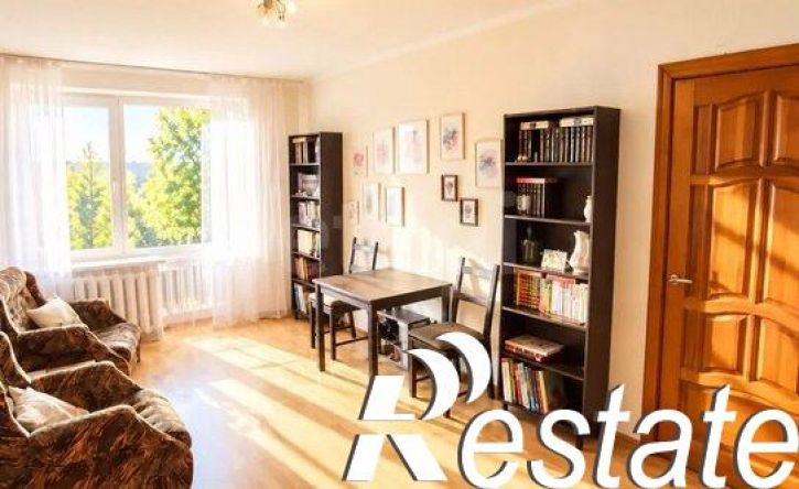 3-комн квартира улица Ларина, 21/1,  д. 21/1
