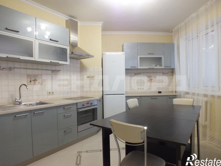 3-комн квартира улица Борко, 10