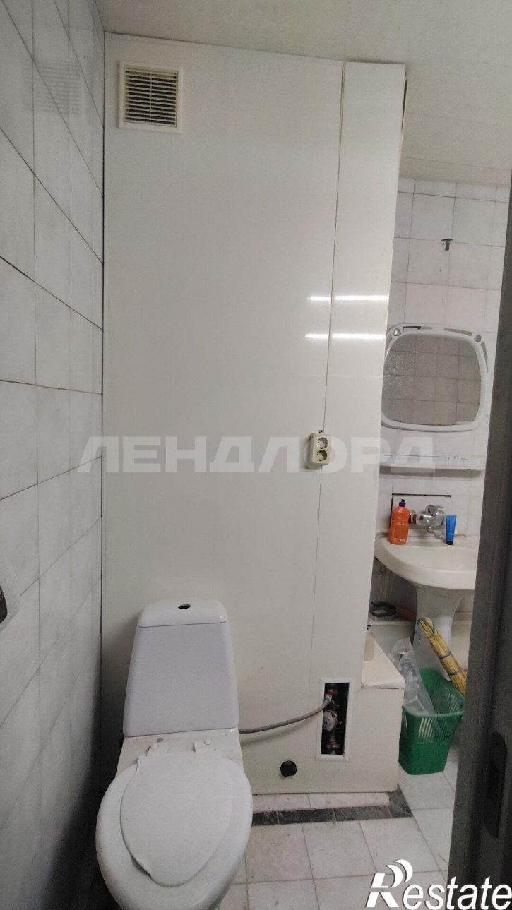3-комн квартира проспект Космонавтов, 27/2