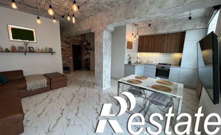 2-комн квартира улица Максима Горького, 84,  д. 84