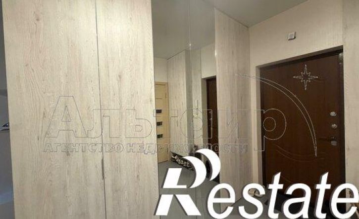 4-комн квартира улица Зорге, 17,  д. 17