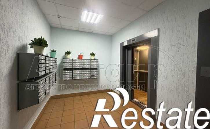 4-комн квартира улица Зорге, 17,  д. 17