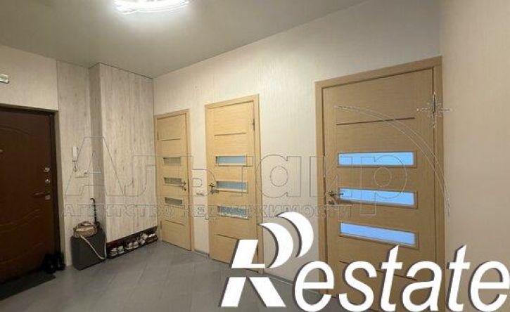 4-комн квартира улица Зорге, 17,  д. 17