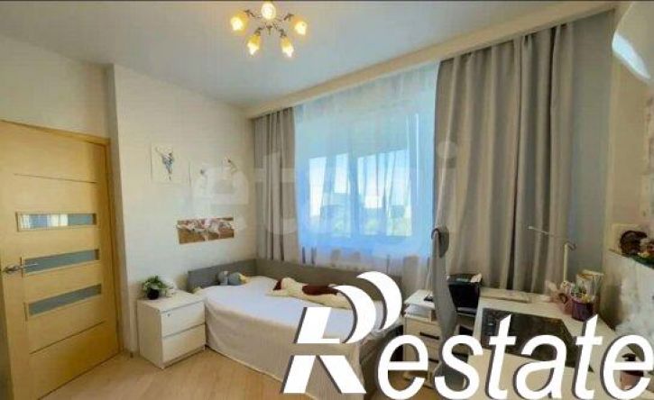 4-комн квартира улица Зорге, 17,  д. 17