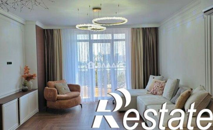 4-комн квартира Богатяновский спуск, 3А,  д. 3А