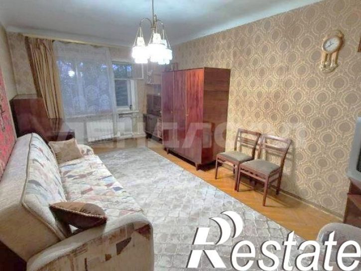 2-комн квартира Батуринская улица, 2-8