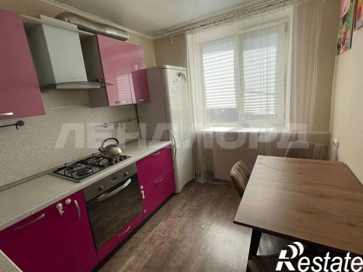 2-комн квартира проспект Стачки, 208/1