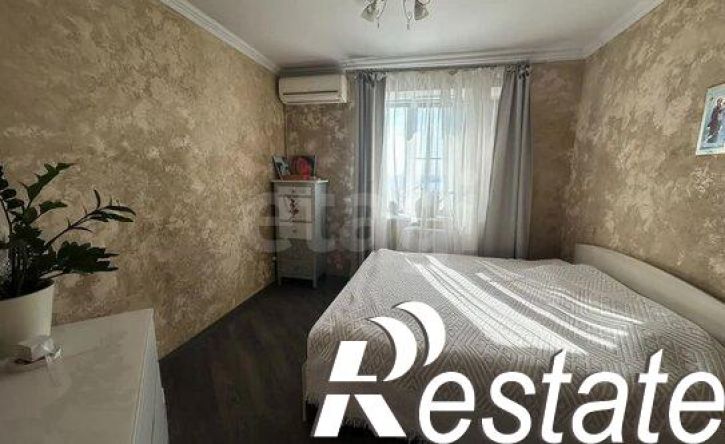 3-комн квартира проспект 40-летия Победы, 85,  д. 85