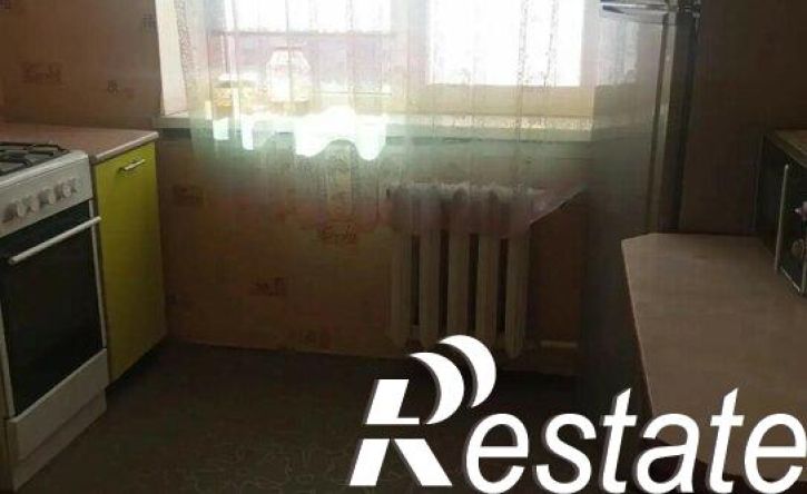 2-комн квартира улица Думенко, 15,  д. 15